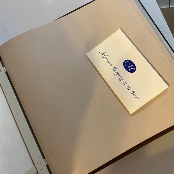 Creative Memories Journey 12x12 album with box - Picture 3 of 5